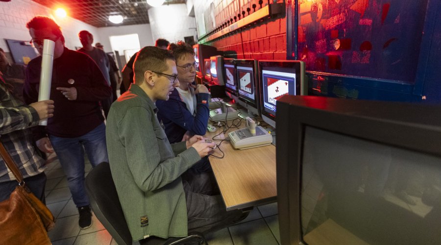 Retro-Connection 2025